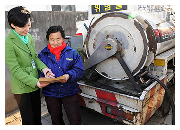 ▲ 혼자 사는 김성희(가명·72) 할머니가 달서구 