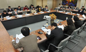 대구경북연구원이 주최한 198차 대경컬로퀴엄에서 김의준 국립오페라단장이 