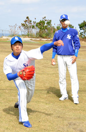 왼손투수 백정현이 수술과 재활을 끝내고 올 시즌 