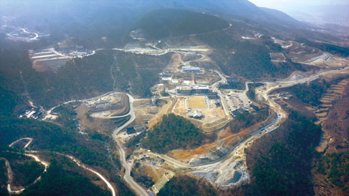 항공 촬영한 경남 산청군 동의보감촌 일대.