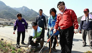 이동필 농림축산식품부 장관이 8일 