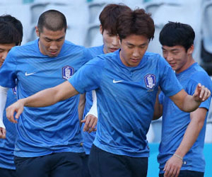 2015 AFC(아시아축구연맹) 아시안컵 준결승 이라크와의 경기를 하루 앞둔 한국 축구대표팀의 조영철이 25일 호주 시드니의 스타디움 오스트레일리아에서 공식 훈련을 하고 있다. 2015.1.25 /연합뉴스