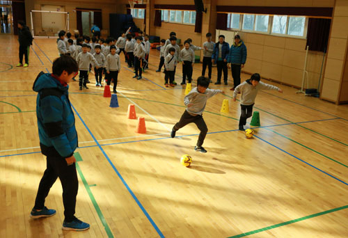 대구전문스포츠클럽은 육상, 축구 등 10개 종목의 프로그램을 올해 운영한다. 사진은 축구 프로그램의 활동 모습. 대구시체육회 제공