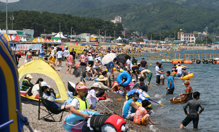 지난해 오류고아라해변.