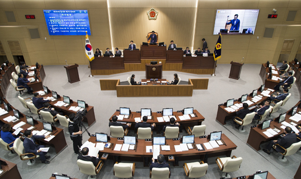 4일 열린 경북도의회 제 284회 임시회 제2차 본회의. 사진=경북도의회 제공