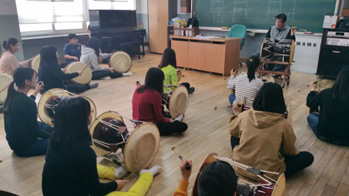 경서중학교가 여름방학을 맞아 연 