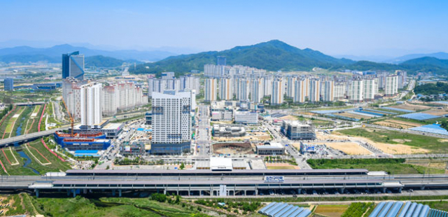 국토 중심의 신성장 거점으로 자리매김한 김천 혁신도시 전경. 김천시 제공