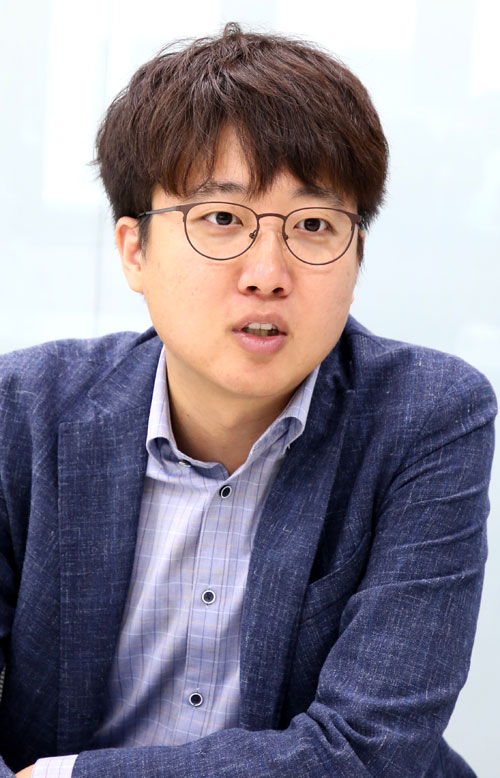 ※이준석은… 서울과학고등학교 하버드대학교 경제학, 컴퓨터과학 학사 배움을 나누는 사람들 대표교사 새누리당 비상대책위원 사진=이무성 객원기자