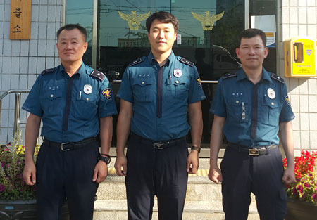 (왼쪽부터) 김기영 경위, 하성민 순경, 배경호 경위 대구달성경찰서 제공