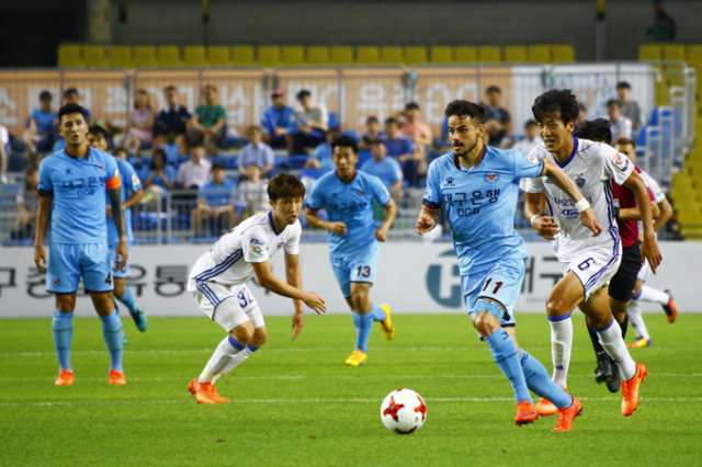 20일 강호 울산 현대를 상대하는 대구FC가 지난 수원 삼성과의 경기에 결장했던 대구FC의 