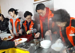 김재수 대구시장 예비후보가 설 연휴 기간 대구시민들 마음속으로 들어가기 위해 총력전을 펼쳤다. (사진. 김재수 캠프)