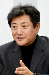 김형국