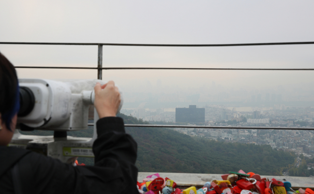 서울·인천·경기 남부 등에서 미세먼지 농도 