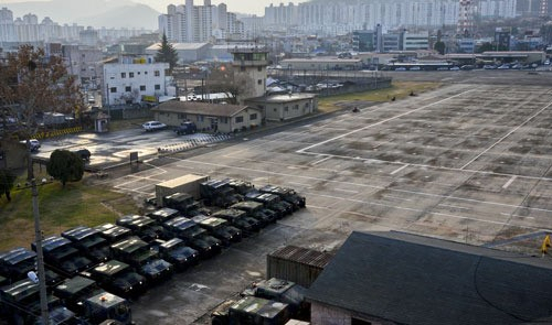 대구 남구 대명동 주한미군 캠프워커 반환 예정 부지가 주민들을 위한 공간으로 바뀔지 주민들의 관심이 쏠리고 있다. 우태욱 기자 woo@msnet.co.kr