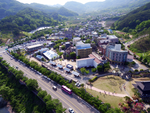 합천영상테마파크 전경. 합천군 제공