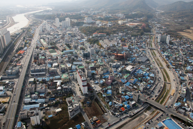 대구도시철도 1호선 안심역~경산 하양역 복선전철 개통에 기대감이 큰 하양읍의 전경.