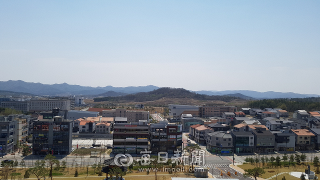 경북도청 신도시의 첫 시작과 함께했던 서문상권은 현재 많은 상가들이 들어서 있지만, 여러가지 어려움을 호소하고 있다. 김영진 기자