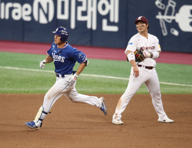 삼성라이온즈 이성규가 13일 고척 키움히어로즈와의 원정 2차전에서 솔로 홈런을 치고 달리고 있다. 삼성라이온즈 제공