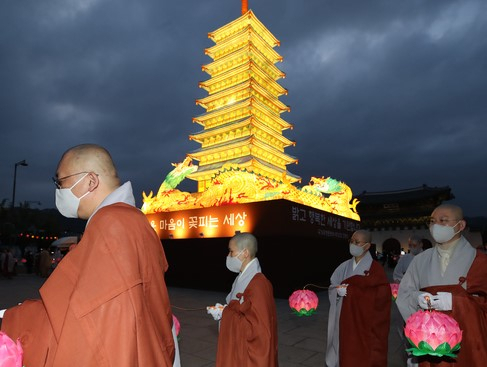 안동불교사암연합회(회장: 봉정사 주지 석도륜)는 오는 23일 오후 7시 예정되어 있던 불기 2564년 