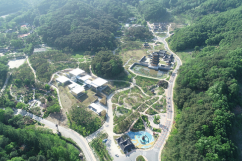 오는 22일 개장하는 김천 사명대사공원 전경. 김천시 제공