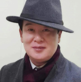 허행일 시인·낙동강문학 발행인