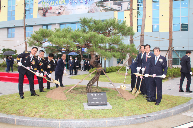 김천경찰서 청사 준공식 모습. 김천경찰서 제공