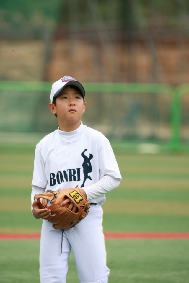 오는 25일 열리는 제36회 협회장기 초등학교 야구대회를 앞두고 대구 본리초 박병주 선수에 야구계 시선이 쏠리고 있다.