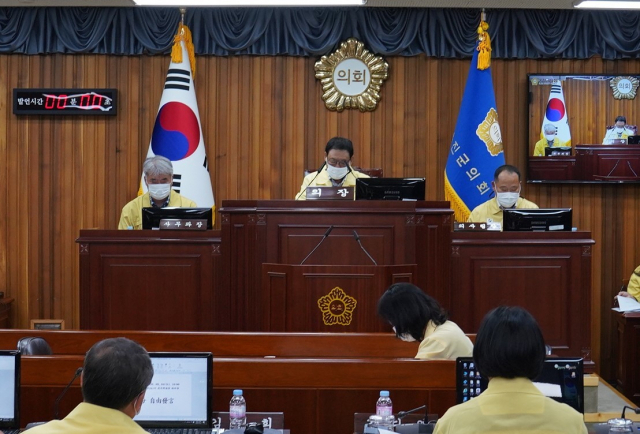 울진군의회 임시회 개회