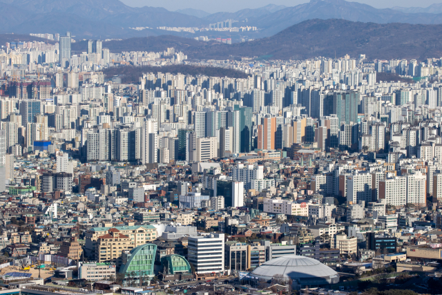 남산에서 바라본 서울 시내 모습. 연합뉴스