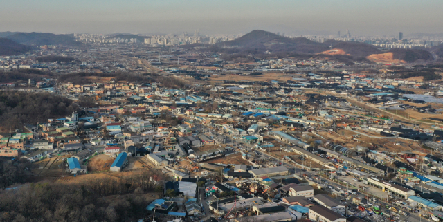 3기 신도시가 있는 경기도의 외국인 소유 토지는 2016년 2만7천186건에서 지난해 4만3천34건으로 58% 증가했다. 사진은 3기 신도시로 지정된 경기도 시흥시 과림동 일대 모습. 연합뉴스