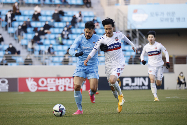 대구FC 세징야가 27일 수원전에서 돌파를 시도하고 있다. 대구FC 제공