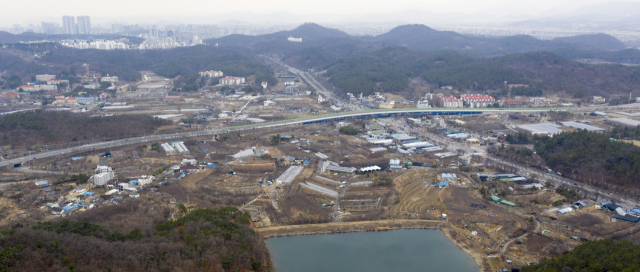 4일 오후 대구 수성구 고산동 상공에서 바라본 대구연호공공주택지구 모습. 김영진 기자 kyjmaeil@imaeil.com