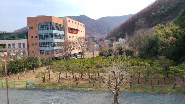 대구시교육청이 폐교된 달성군 가창초교 우록분교 운동장에 조성한 