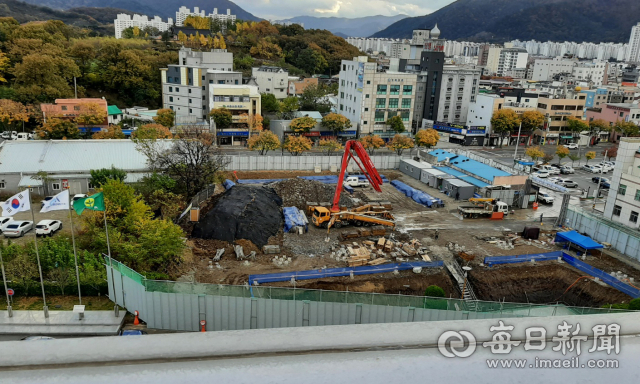 건설공사 현장도 요소수 품귀현상으로 비상이 걸렸다. 사진은 관련기사와 상관없음.