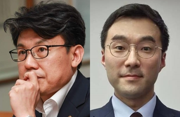 진성준, 김남국. 각 페이스북