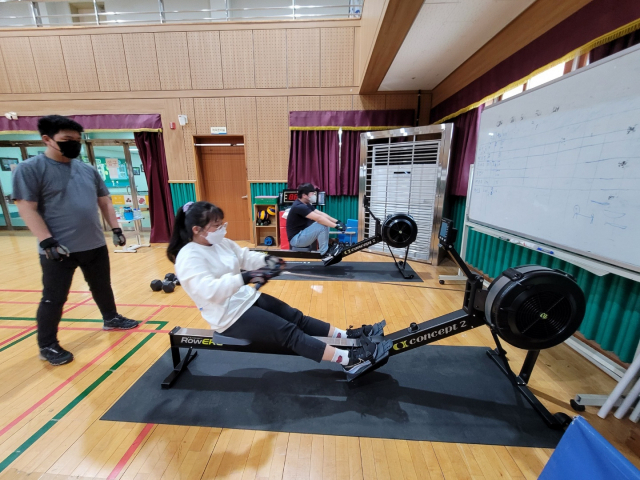 오는 5월 경북에서 개최되는 제16회 전국장애학생체육대회에 참가하는 대구선수단이 강화훈련에 나서고 있다. 대구장애인체육회 제공