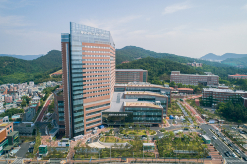 [계명대학교 동산병원] 암치유센터, 지역 암환자를 위한 빛이 되다