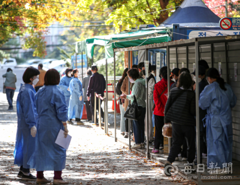 청소년 독감 환자 일주새 30%↑…코로나와 동시 유행 현실화