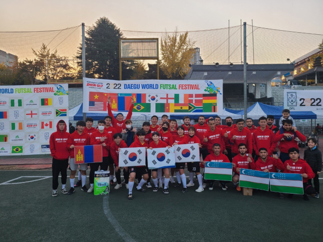 대구시풋살연맹이 6일 대구공업대 풋살장에서 18개 국가 출신 155명, 16개팀이 참가하는 2022 대구월드풋살 페스티벌을 진행했다. 대구풋살연맹 제공