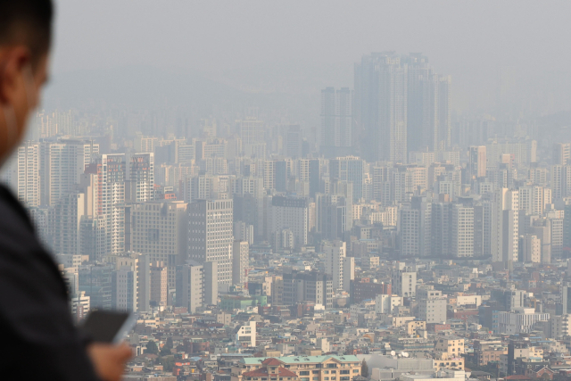 남산에서 내려다 본 서울 아파트. 연합뉴스