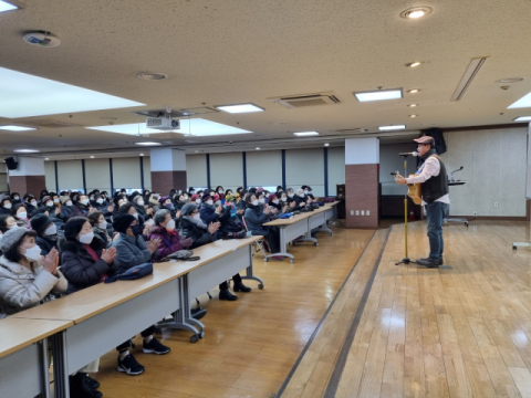 ‘기독교 놀이문화’ 교회학교를 살리는 강습회