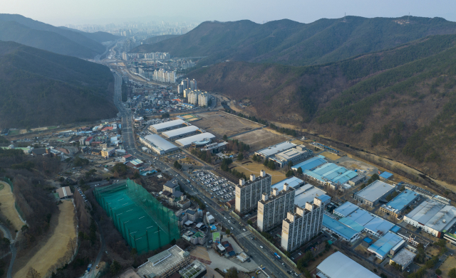 대구 달성군 가창면이 수성구로 편입되는 방안이 추진된다. 9일 오후 대구 달성군 가창면 일대 모습. 김영진 기자 kyjmaeil@imaeil.com