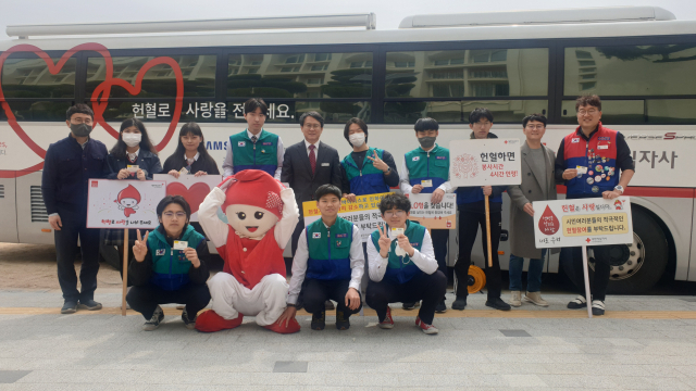 경북공업고등학교 학생 및 교직원 120명이 혈액 수급난 해소에 보탬이 되고자 지난 20~24일 단체 헌혈에 동참했다. 대구시교육청 제공