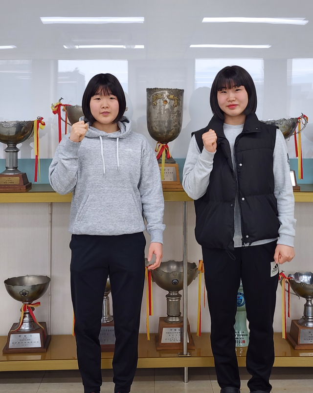 재일동포 출신 유도 선수 허미미(오른쪽)와 허미오 자매. 경북도체육회 제공
