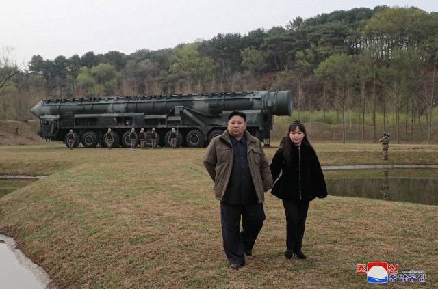 북한 조선중앙통신은 김정은 국무위원장이 참석한 가운데 