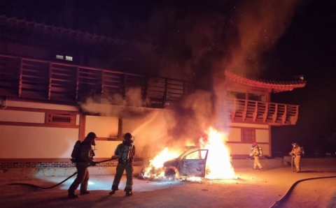 경주 펜션 내 주차된 전기차서 불…인명피해 없이 30분만에 진화