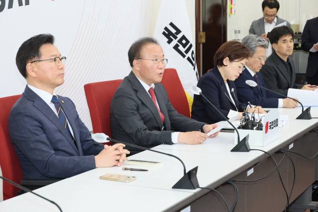 국민의힘 윤재옥 원내대표가 22일 오후 국회에서 열린 국민의힘 전세사기 피해자 지원 특별법 관련 기자간담회에서 발언하고 있다. 연합뉴스