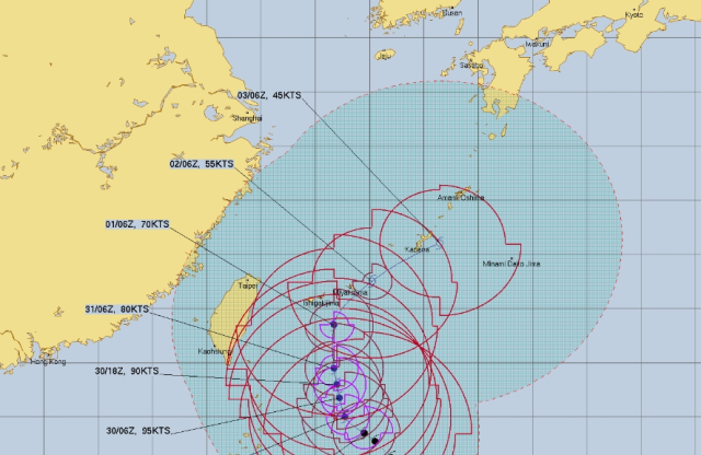 미국 합동태풍경보센터(JTWC, Joint Typhoon Warning Center) 태풍 마와르 예상경로