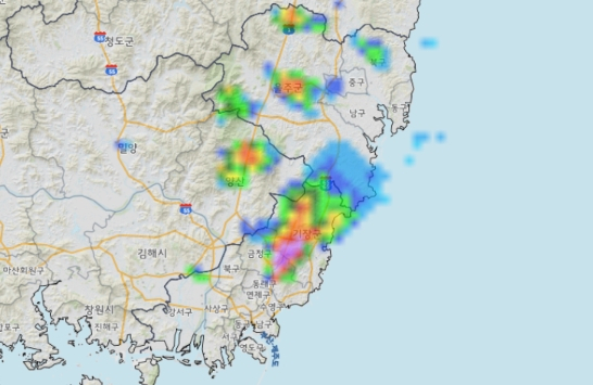 15일 오후 2시 45분 기준 동남권 비구름대 현황. 기상청