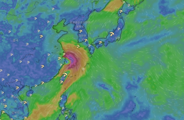 유럽중기예보센터(ECMWF) 예상 6호 태풍 카눈 8월 2일 0시 위치